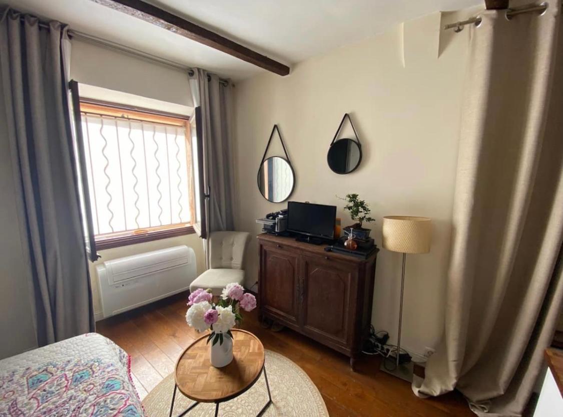 Studio Au Coeur Du Vieil 昂蒂布 外观 照片