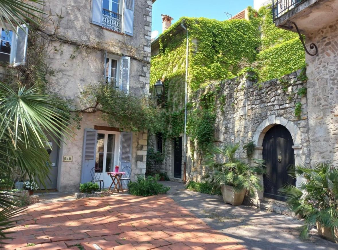 Studio Au Coeur Du Vieil 昂蒂布 外观 照片